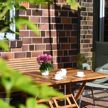 Unser Traumhaus Mit Wunderschoenem Garten Casa de Férias *